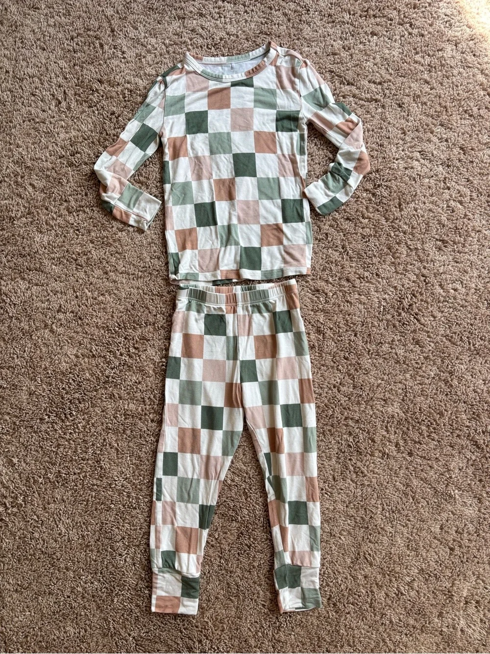 Posh Peanut Checkered Pajama Set: 3T-4T